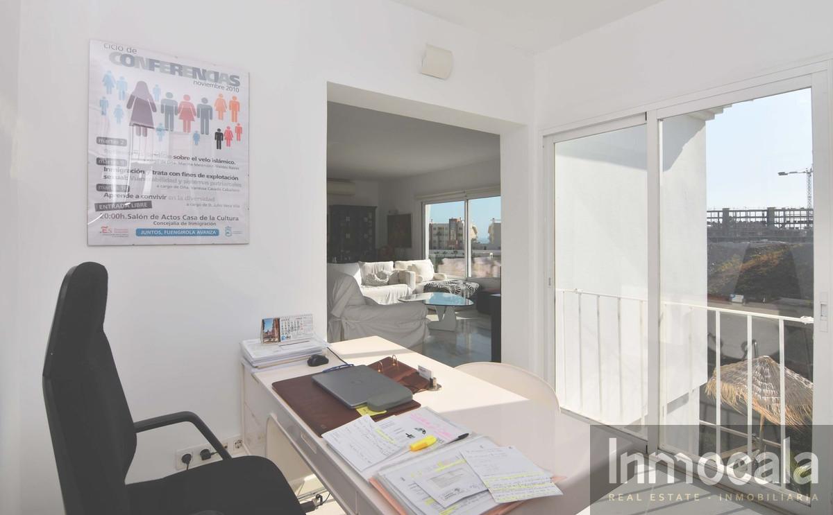 For sale of villa in Fuengirola