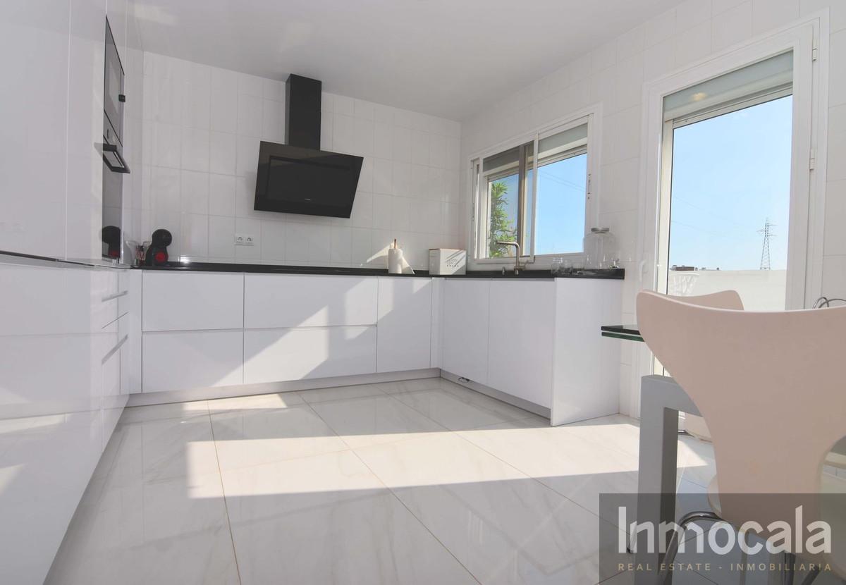 For sale of villa in Fuengirola