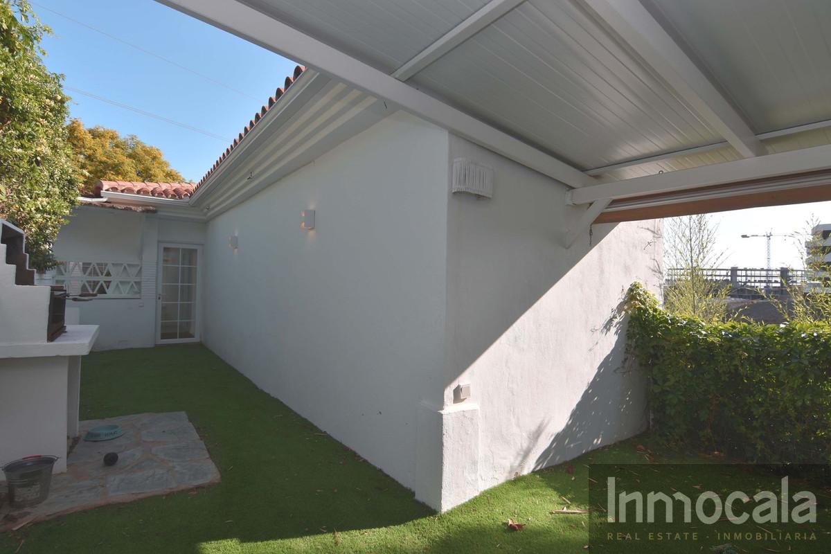 For sale of villa in Fuengirola