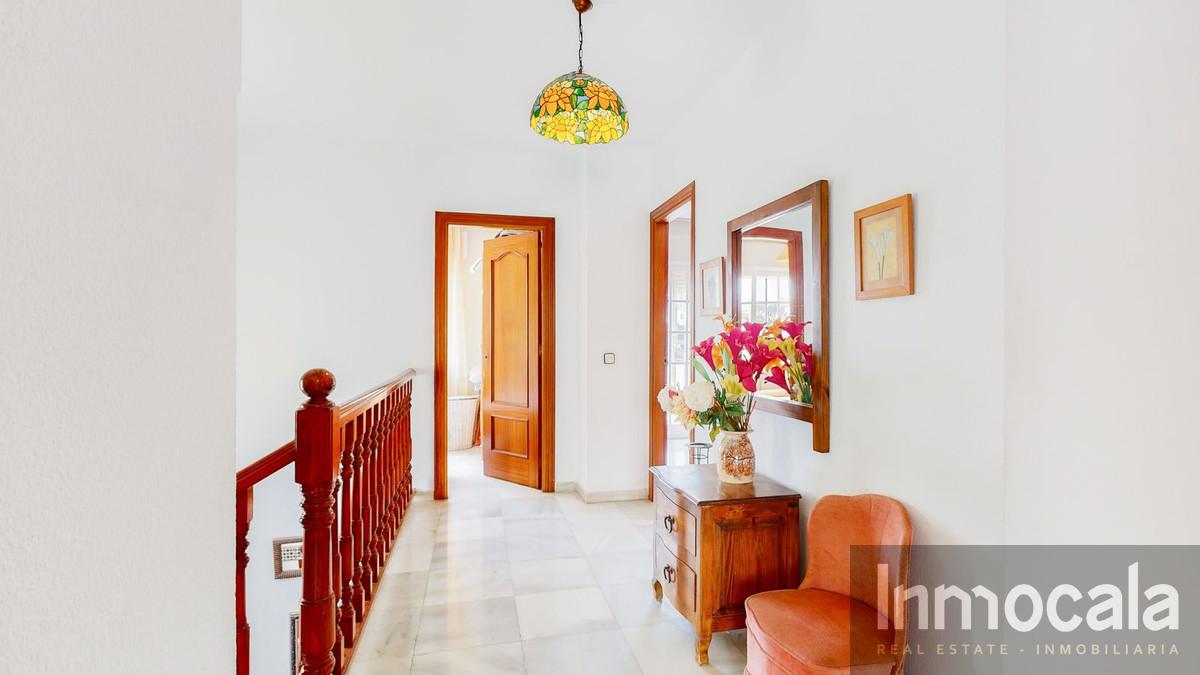 For sale of villa in Mijas