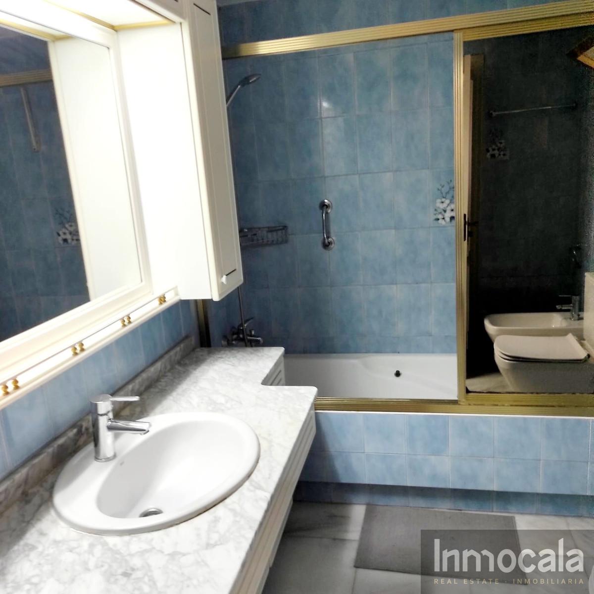 For sale of apartment in Fuengirola