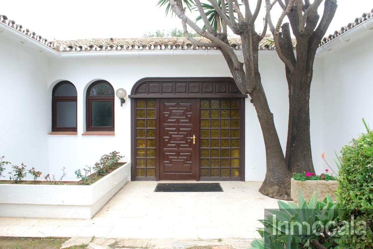 For sale of villa in La Cala de Mijas