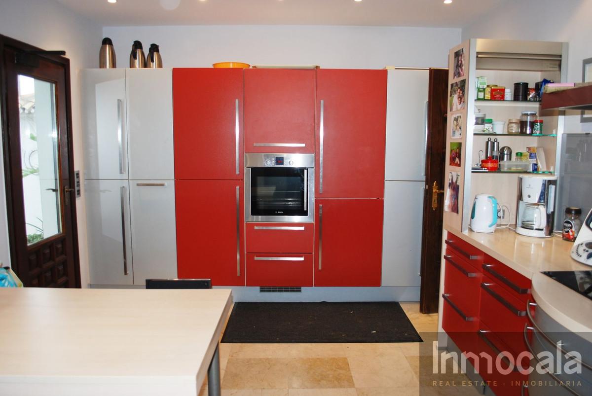 For sale of villa in La Cala de Mijas