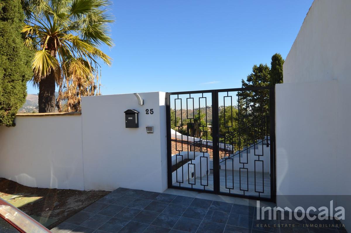 For sale of villa in Mijas Golf