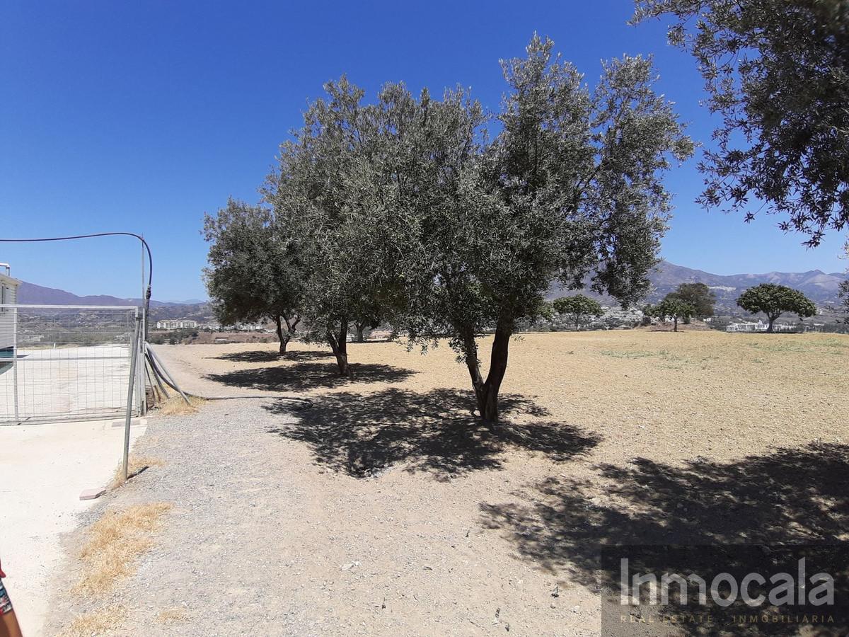 For sale of land in Mijas