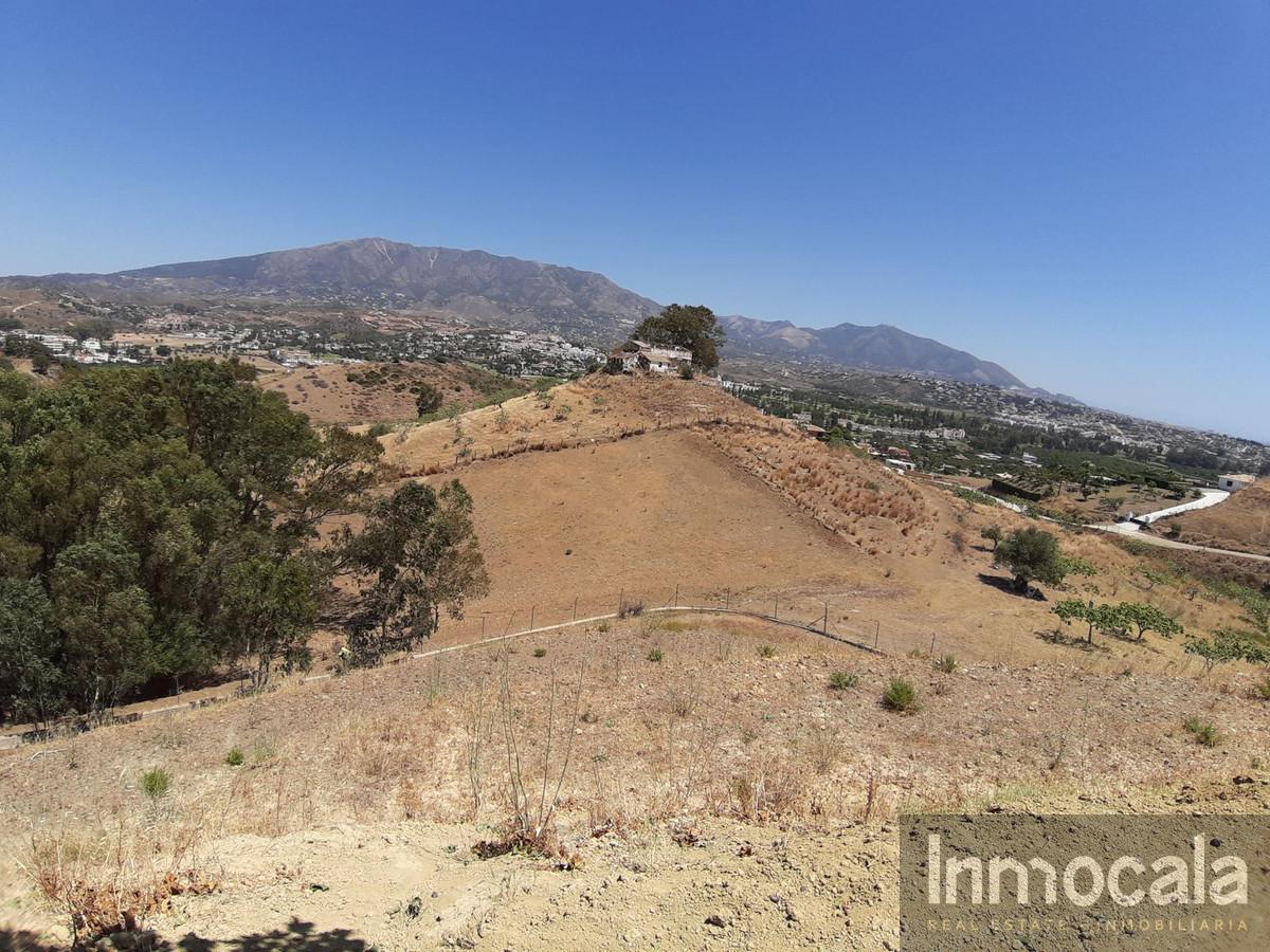 For sale of land in Mijas