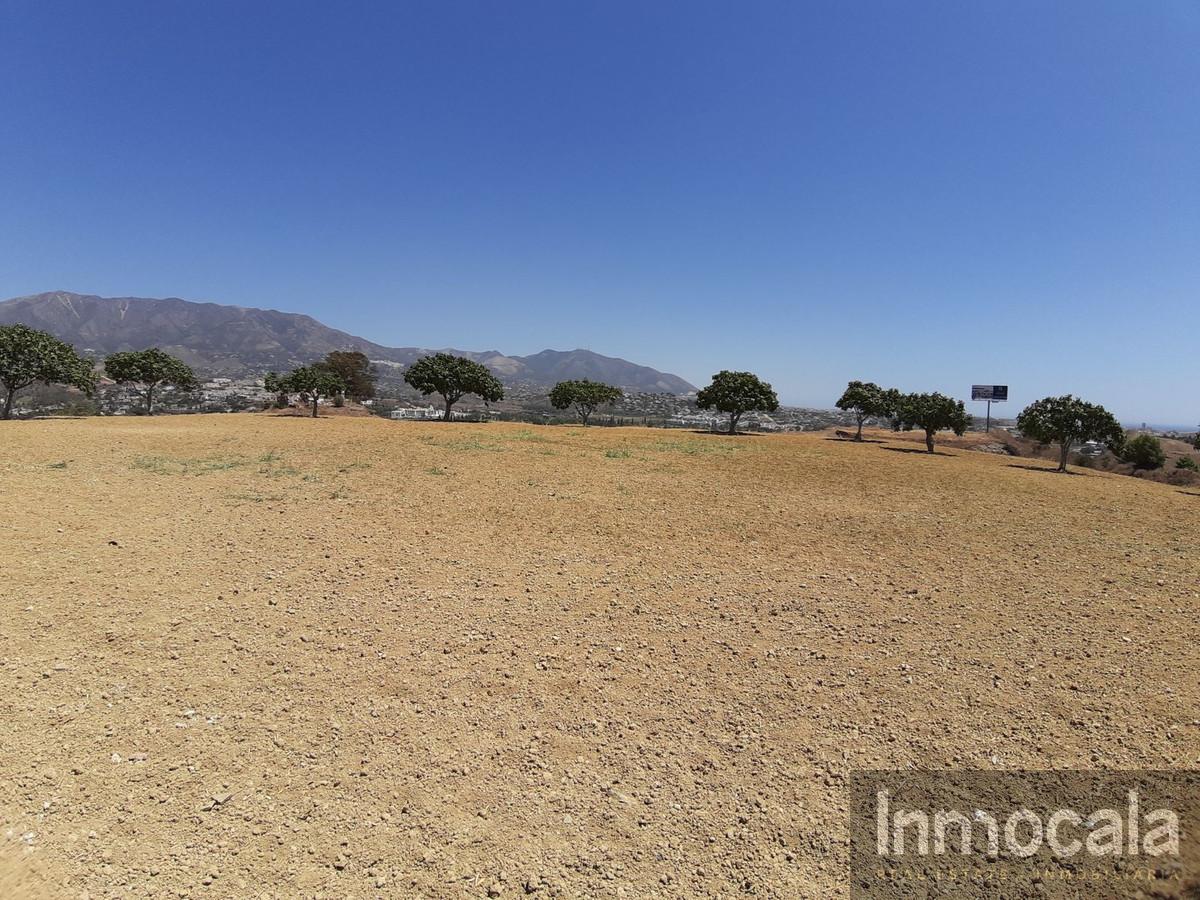 For sale of land in Mijas
