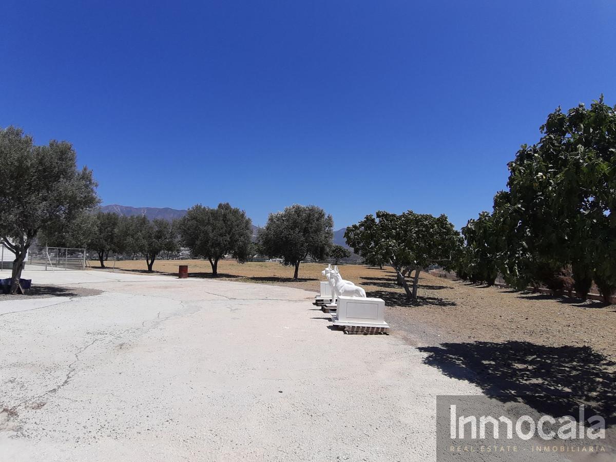 For sale of land in Mijas