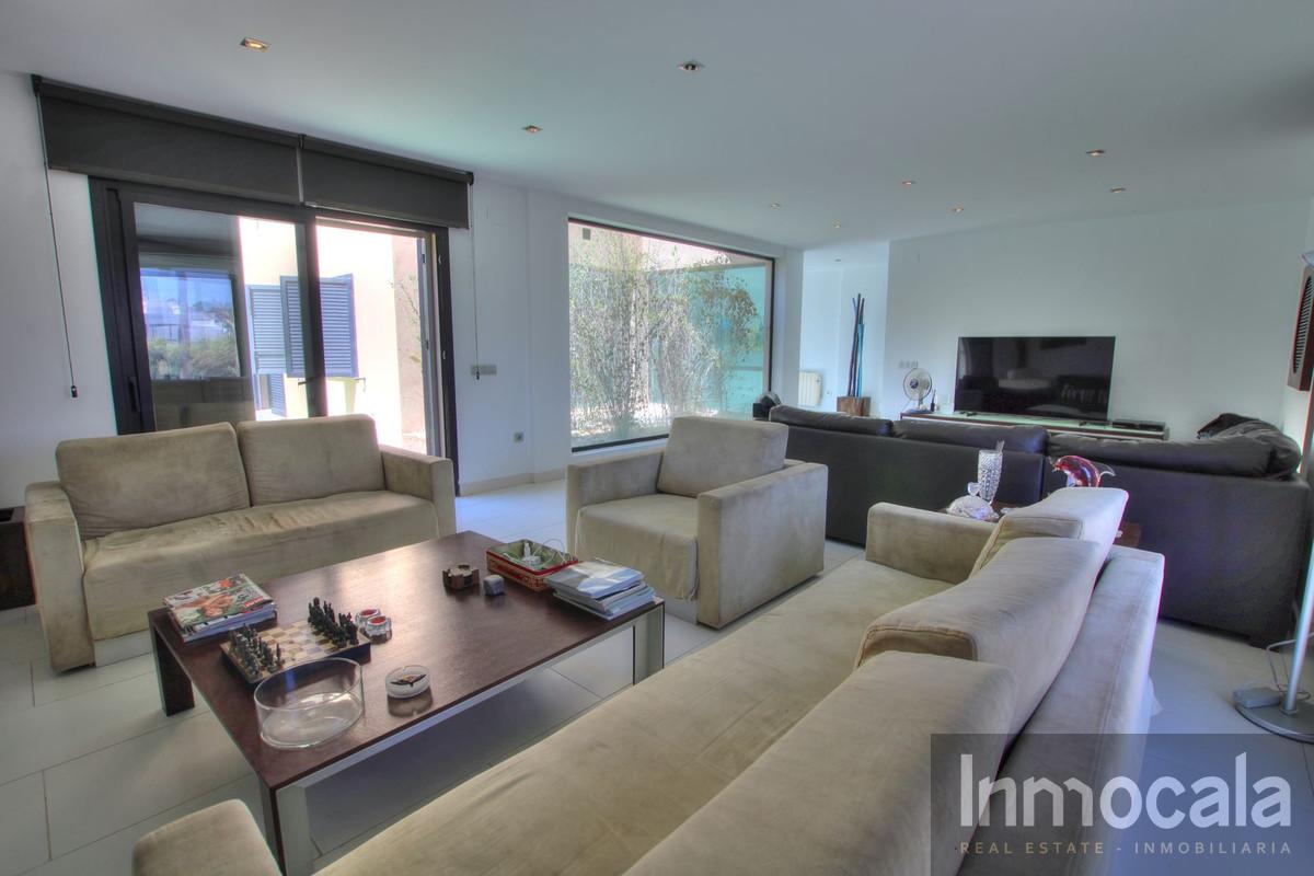 For sale of villa in Mijas Costa