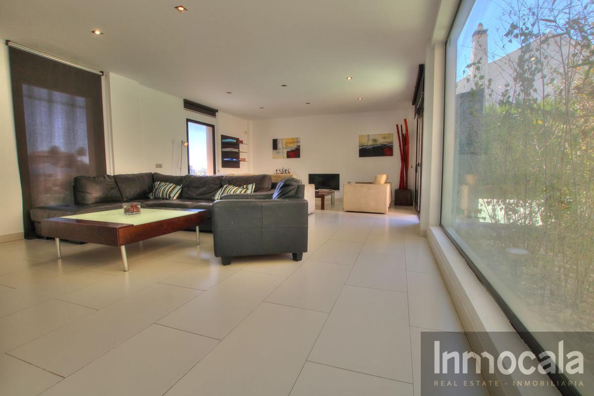 For sale of villa in Mijas Costa