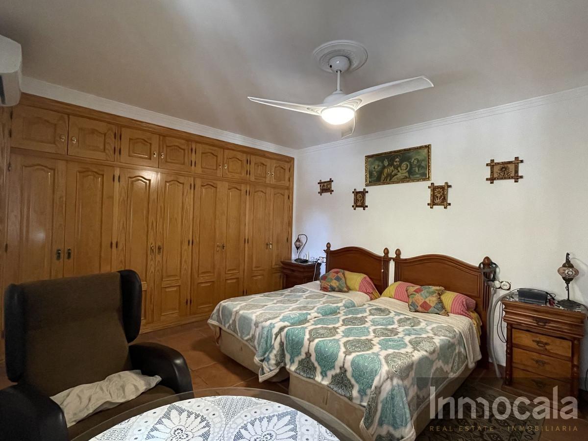 For sale of villa in Mijas