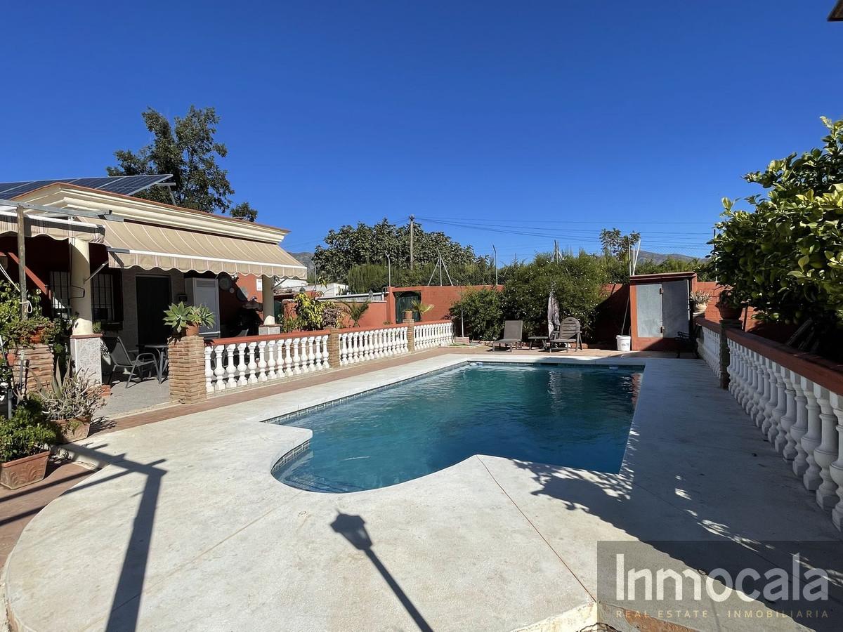 For sale of villa in Mijas
