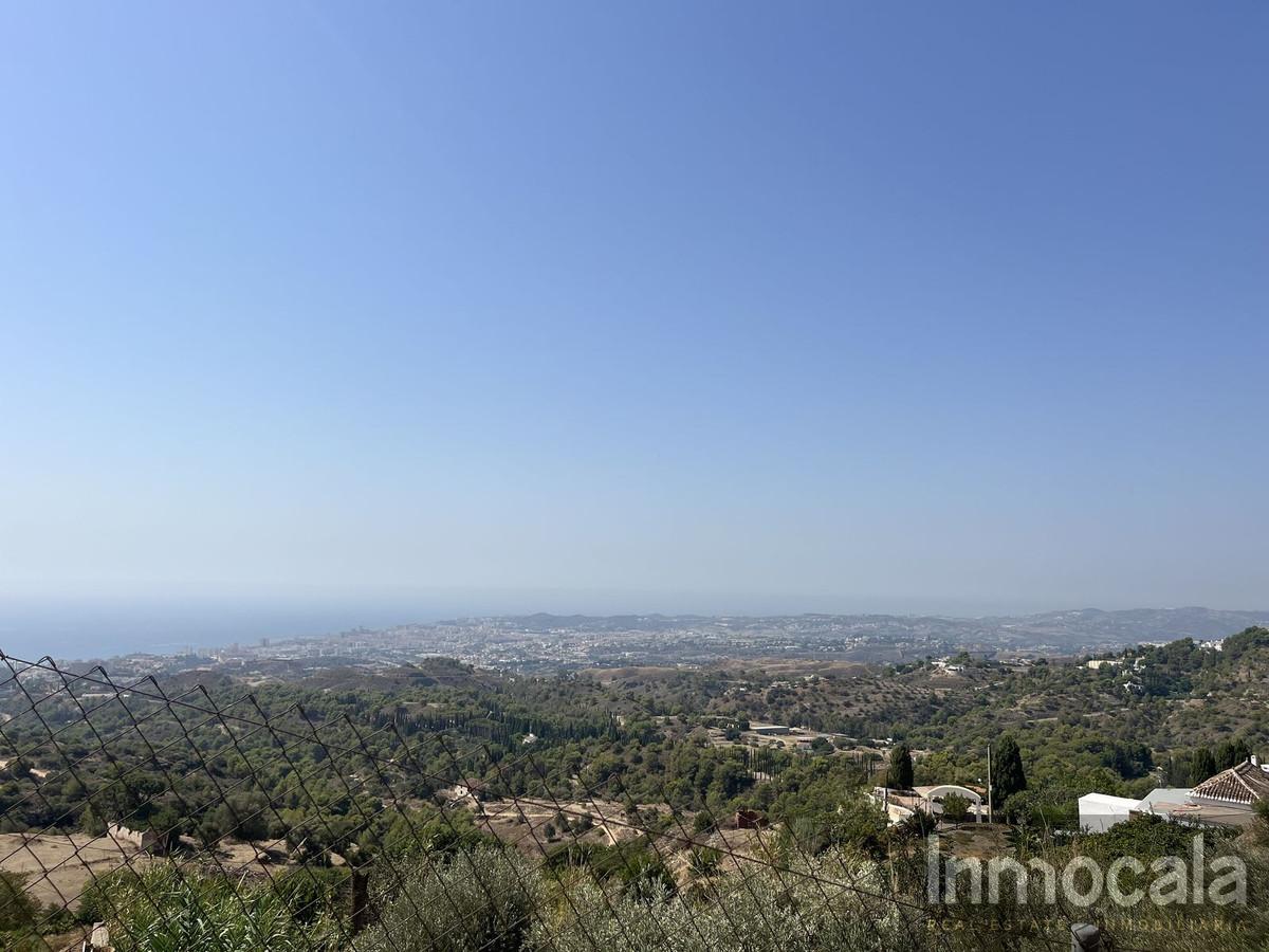 For sale of land in Mijas