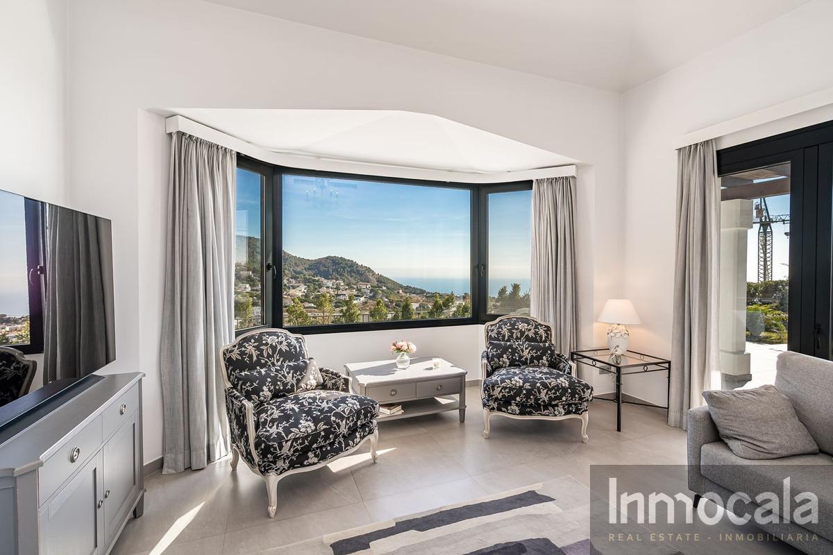 For sale of villa in Mijas