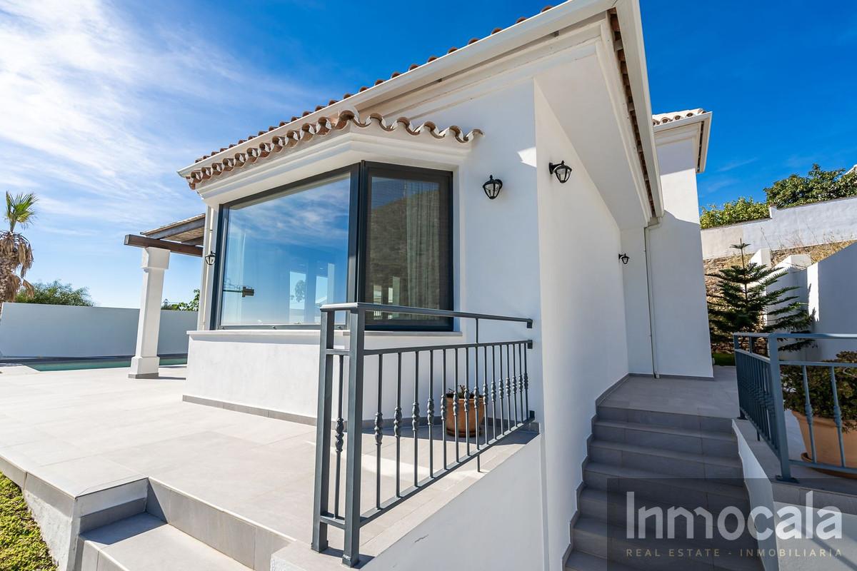 For sale of villa in Mijas