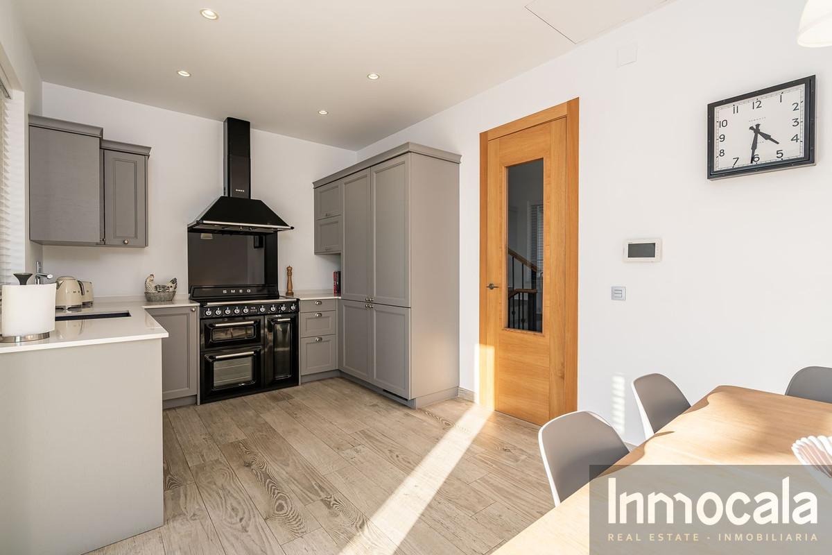 For sale of villa in Mijas