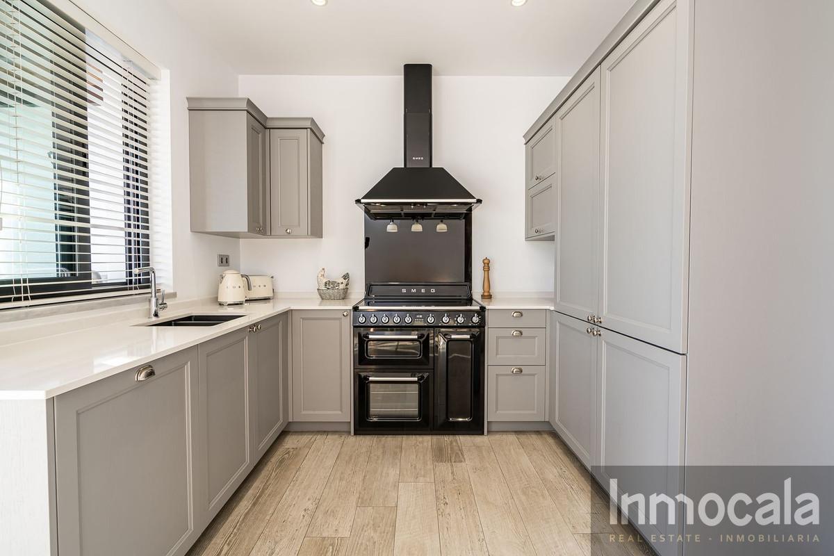 For sale of villa in Mijas