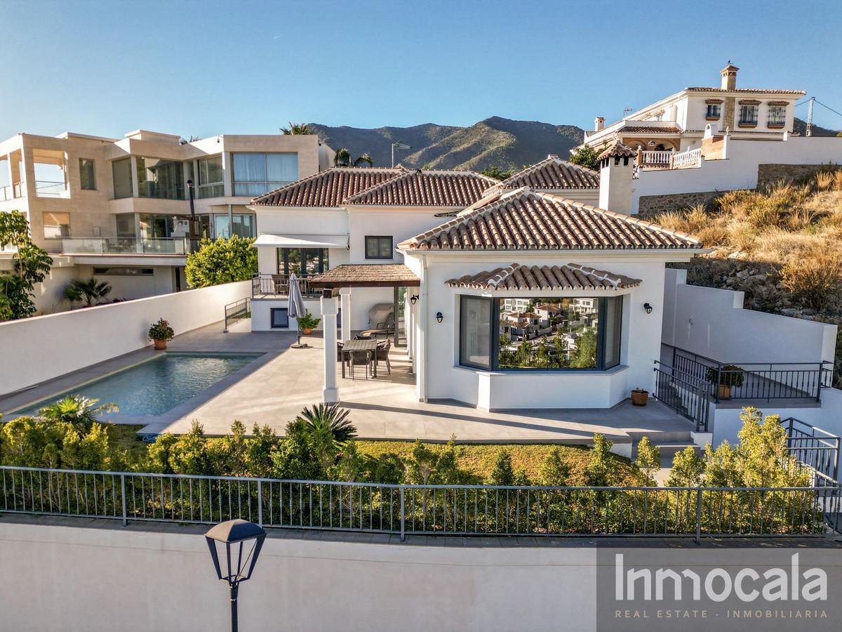 For sale of villa in Mijas