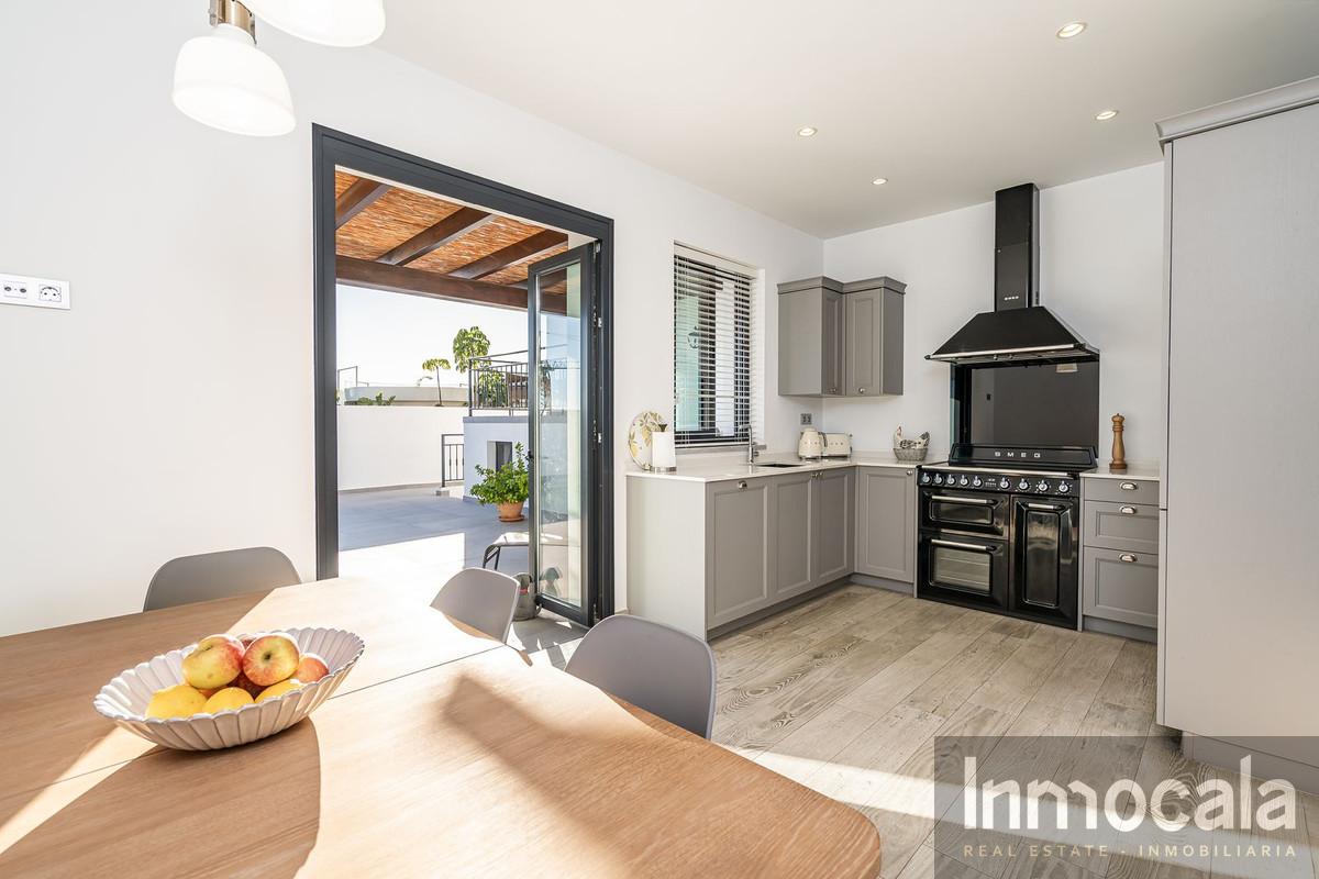 For sale of villa in Mijas