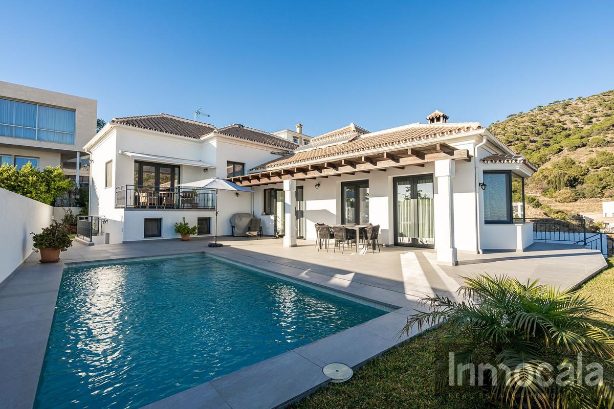 For sale of villa in Mijas