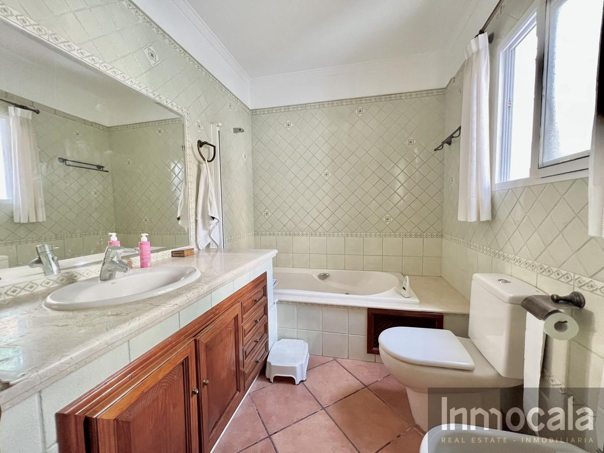 For sale of apartment in Fuengirola