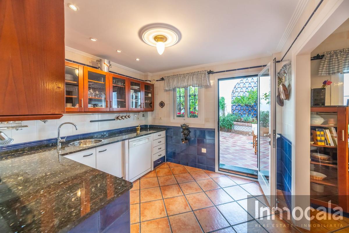 For sale of villa in Mijas Costa