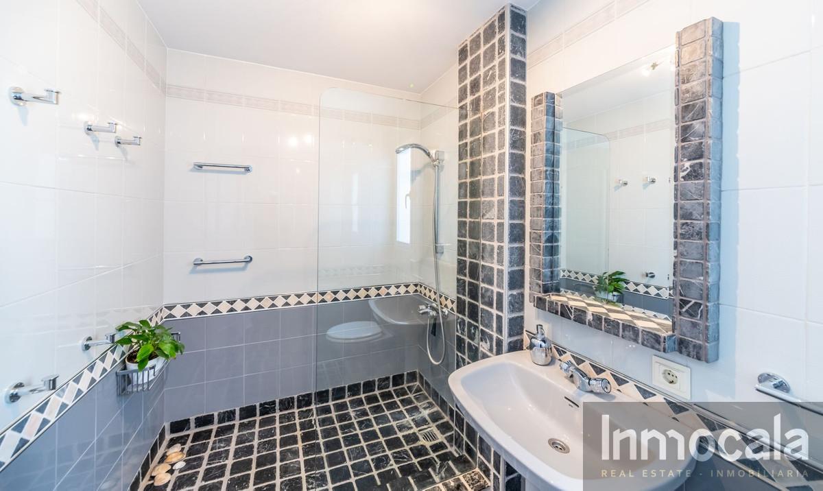 For sale of villa in Mijas Costa