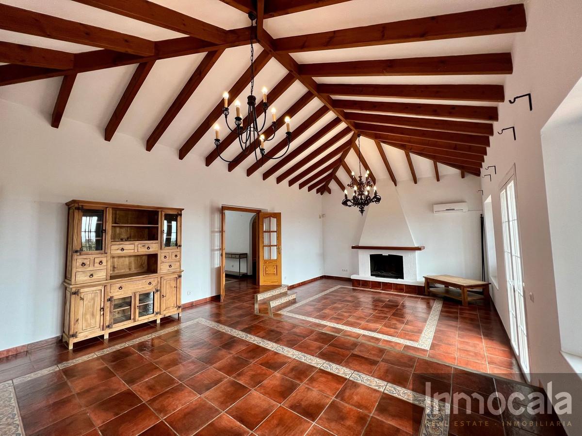 For sale of villa in Mijas