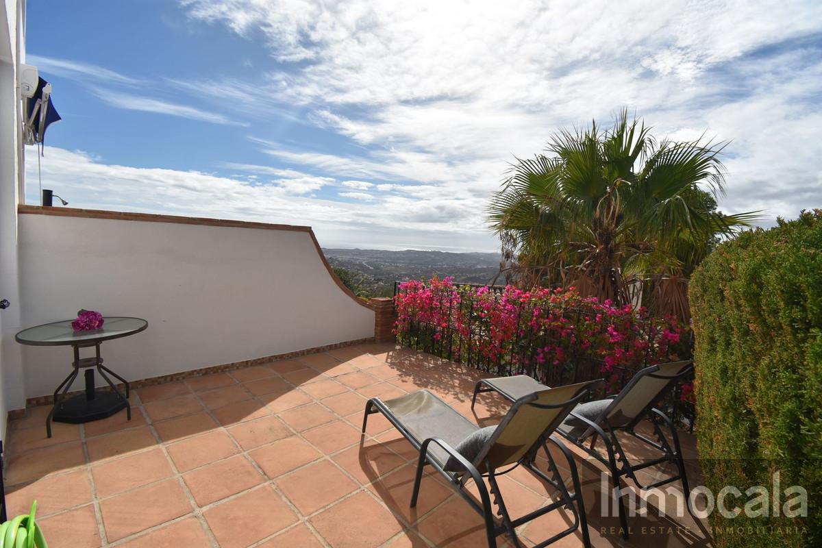 For sale of villa in Mijas