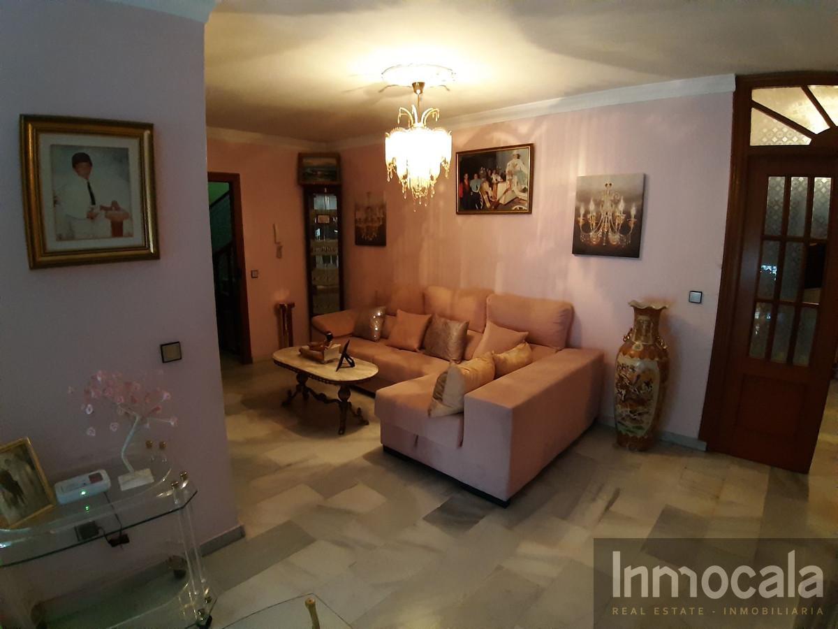 For sale of villa in Mijas