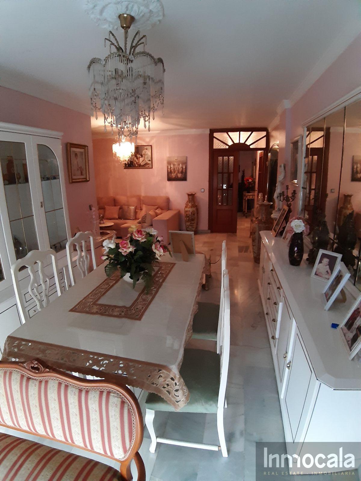 For sale of villa in Mijas