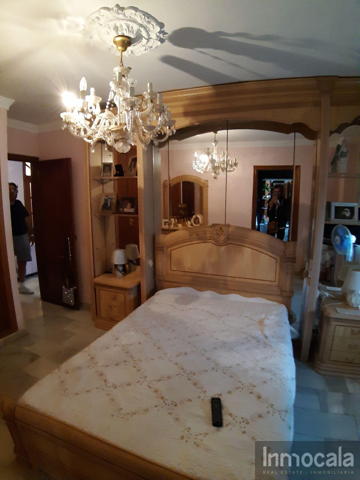 For sale of villa in Mijas