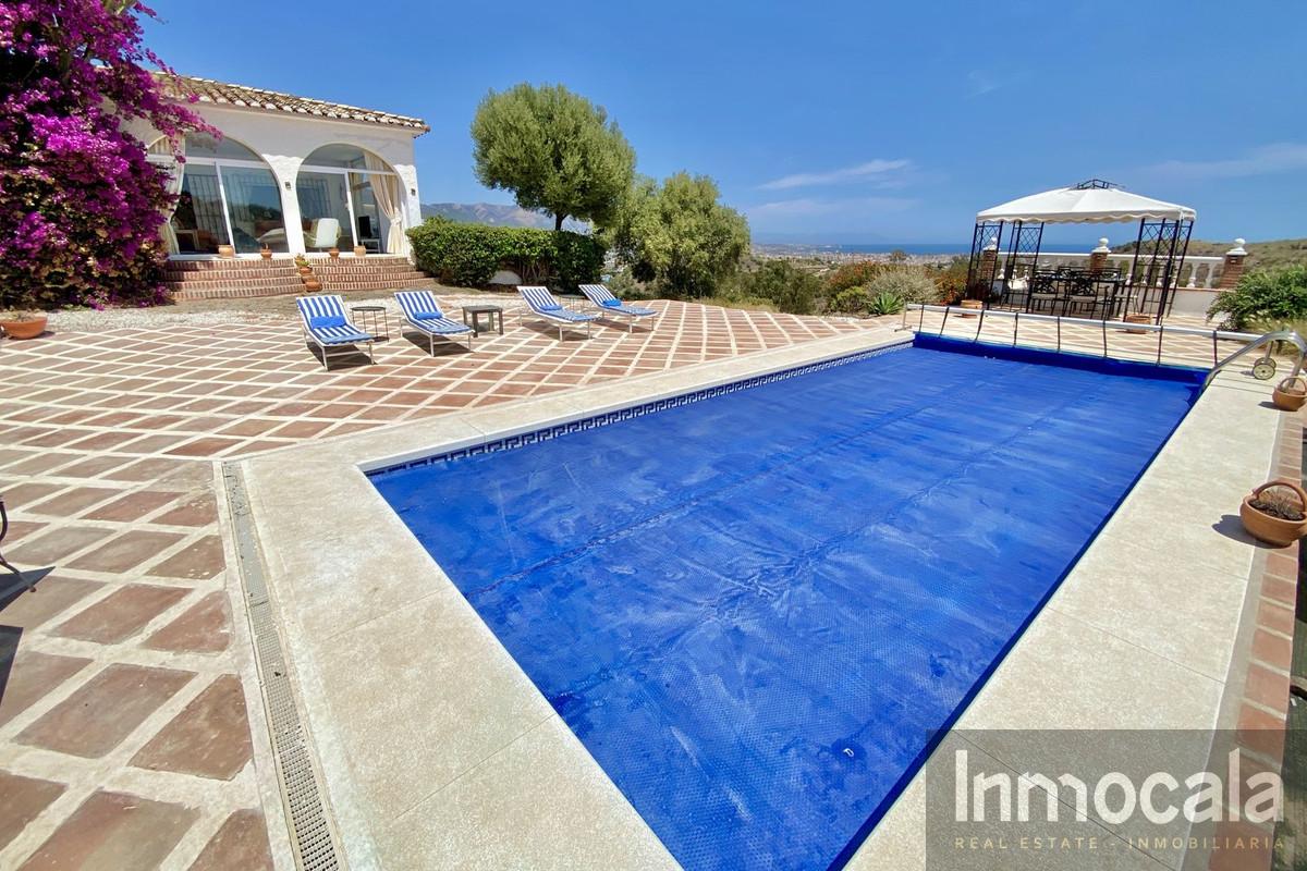 For sale of villa in La Cala de Mijas