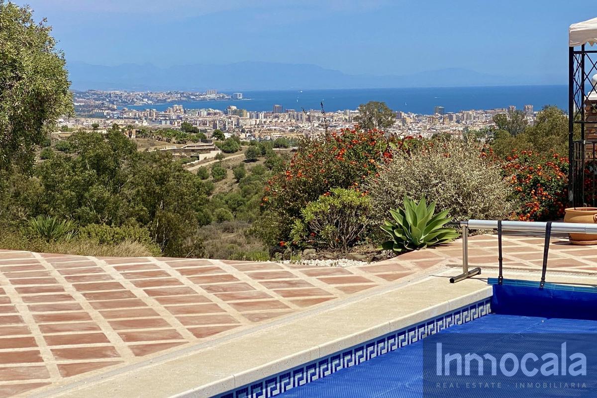 For sale of villa in La Cala de Mijas
