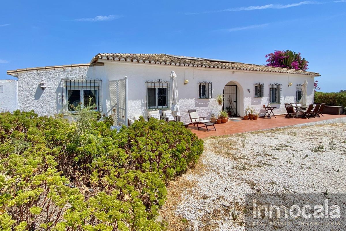 For sale of villa in La Cala de Mijas