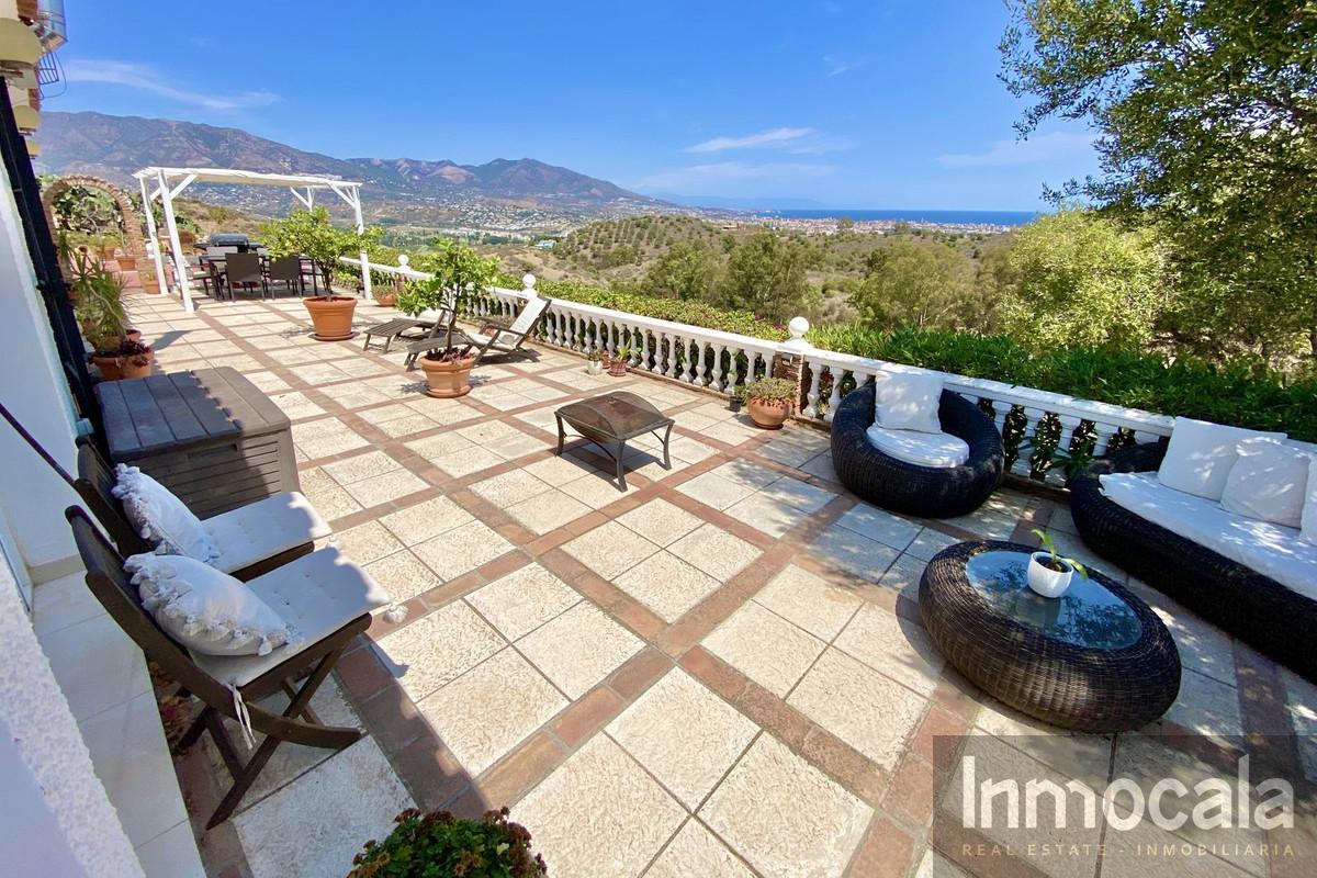 For sale of villa in La Cala de Mijas
