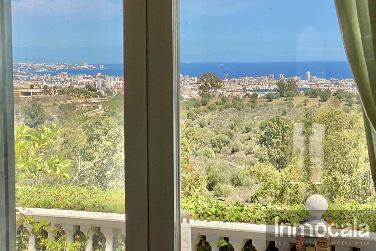 For sale of villa in La Cala de Mijas
