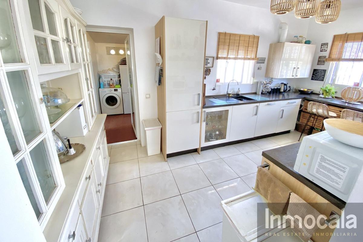 For sale of villa in La Cala de Mijas