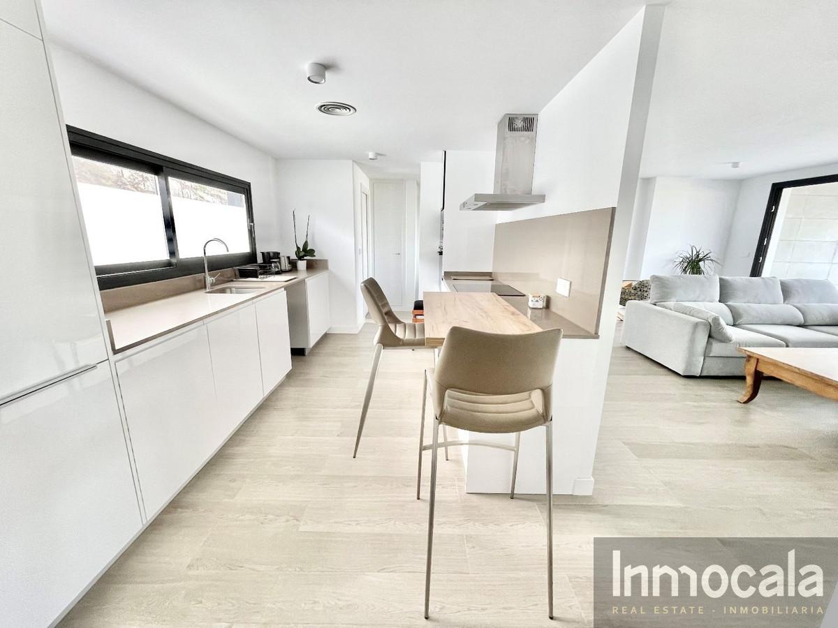 For sale of apartment in La Cala de Mijas
