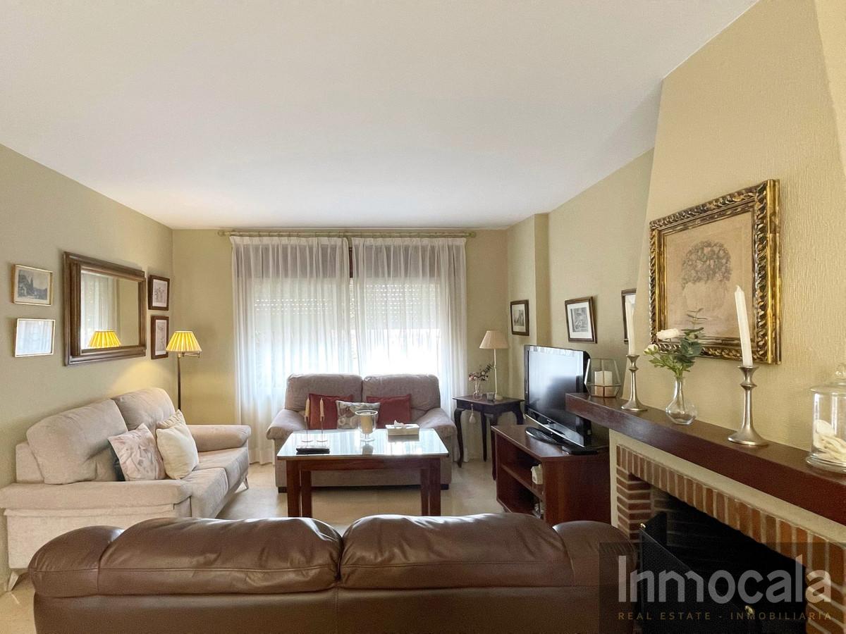 For sale of villa in Fuengirola