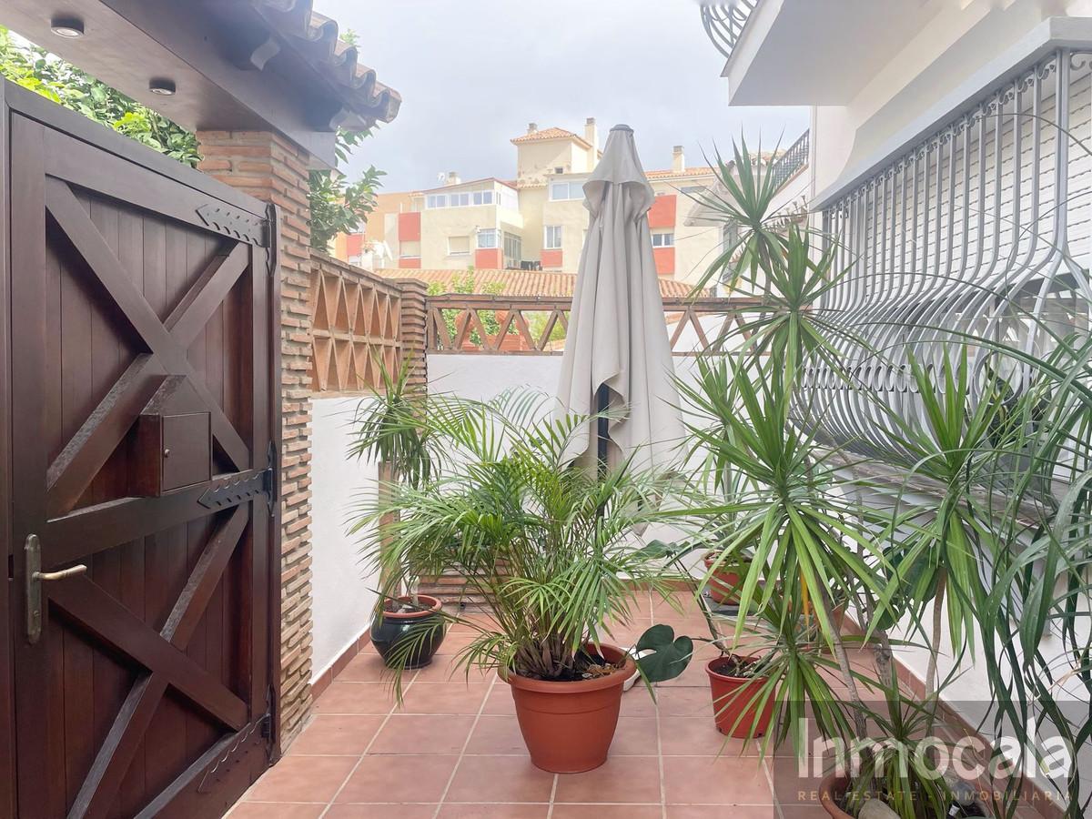 For sale of villa in Fuengirola