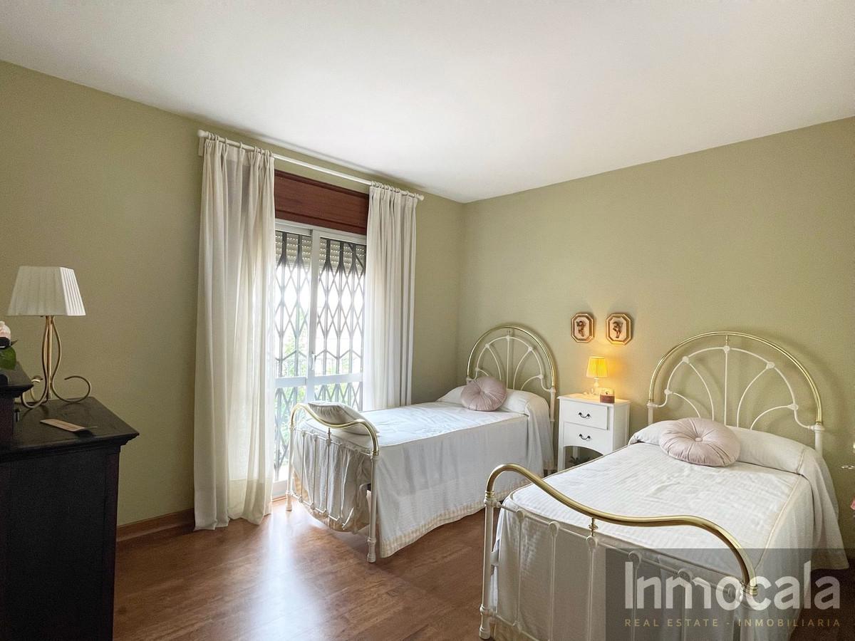 For sale of villa in Fuengirola