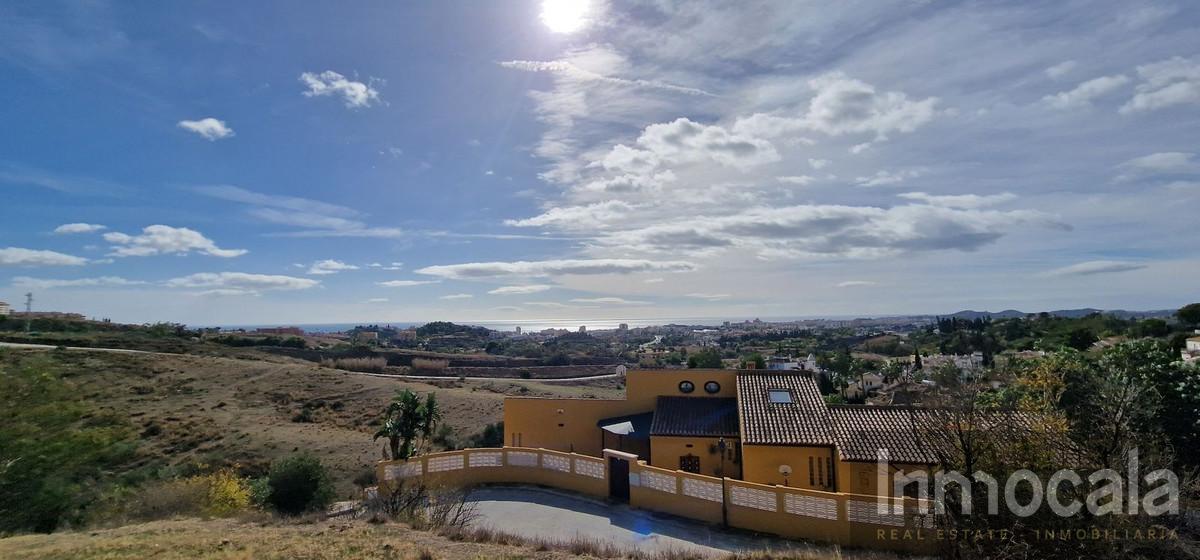 For sale of land in Mijas Costa