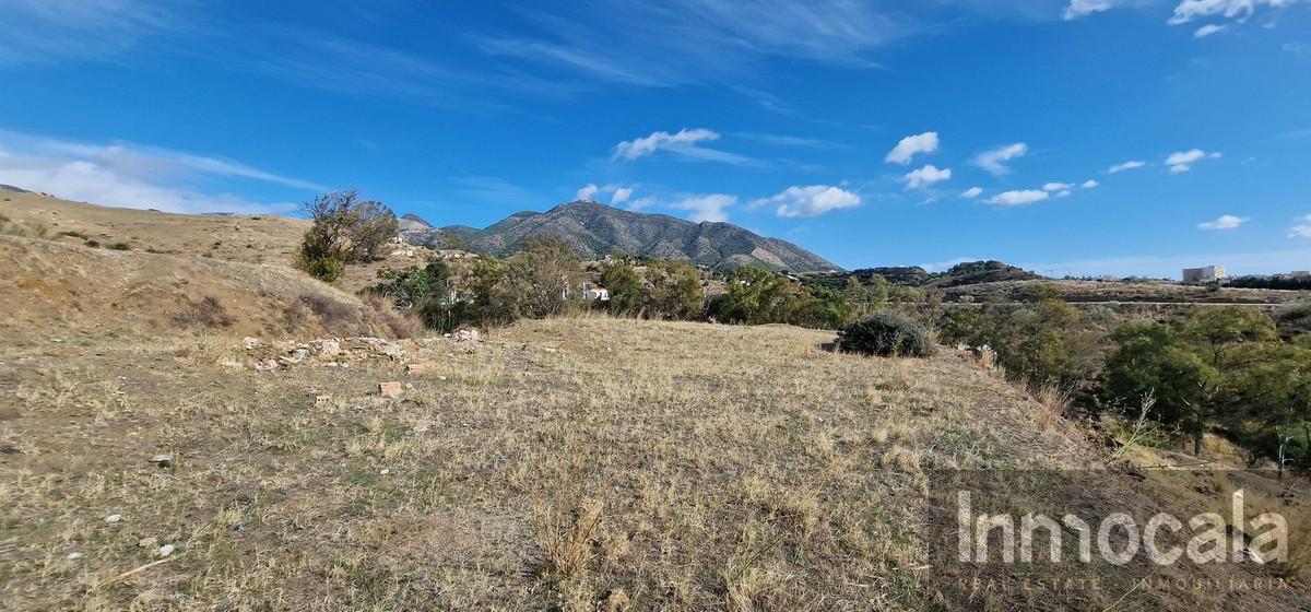 For sale of land in Mijas Costa