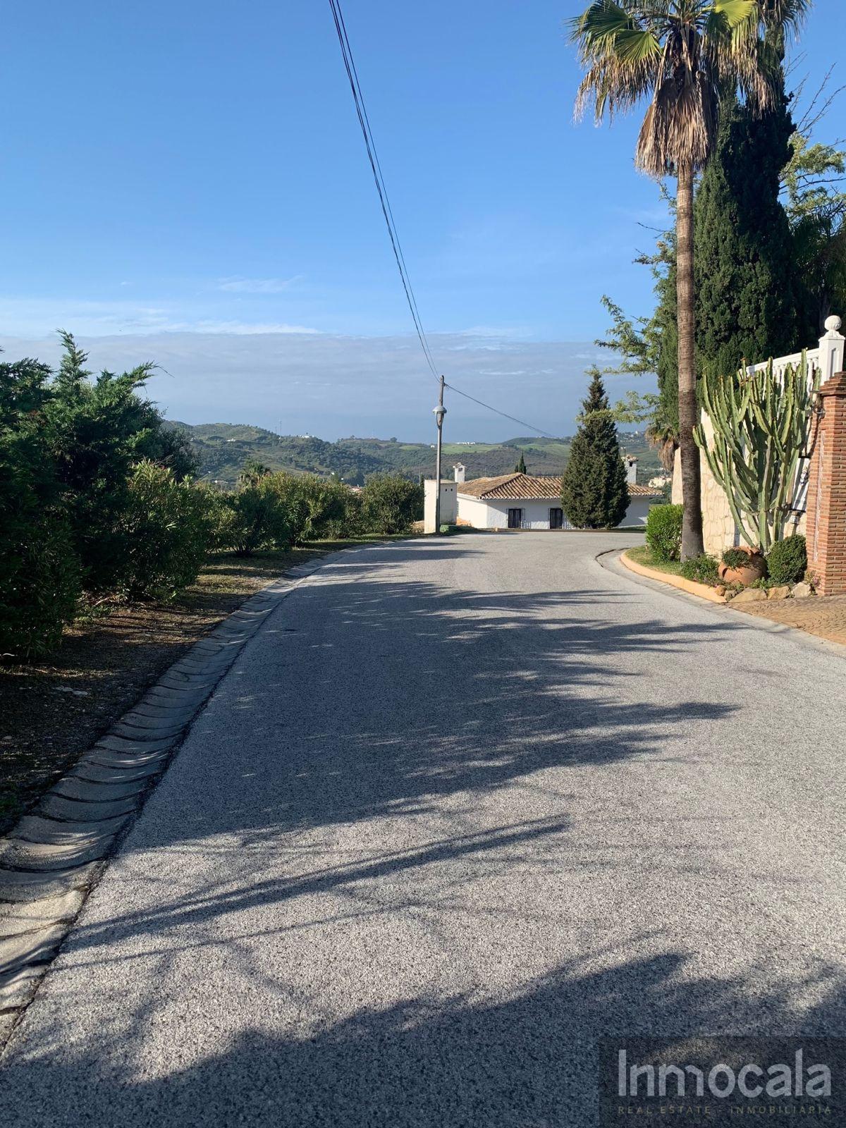 For sale of land in Mijas Golf