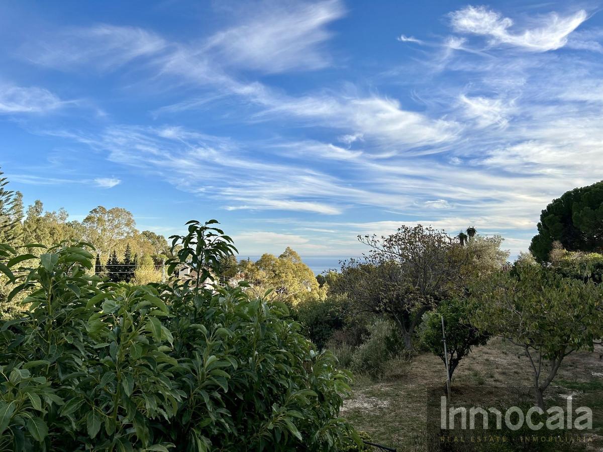For sale of land in Mijas
