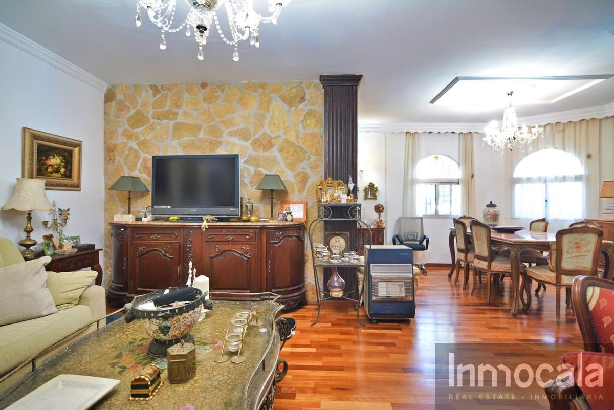 For sale of villa in Mijas