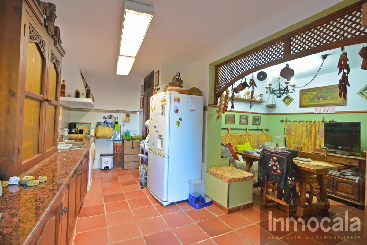 For sale of villa in Mijas