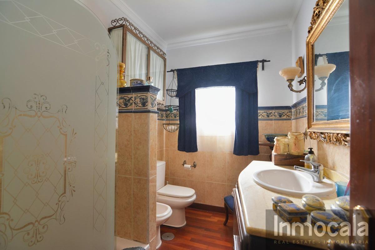 For sale of villa in Mijas