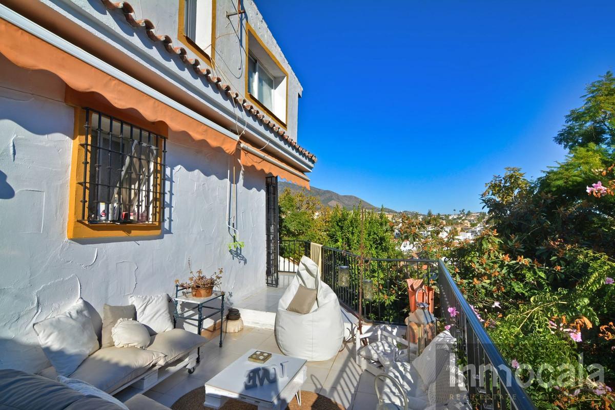 For sale of villa in Mijas